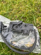 VOLVO xc40 zamek maski 32277429