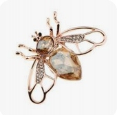 BROSZKA PRZYPINKA PIN mucha muchą muszka owad owadem AGRAFKA oryginalna