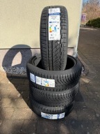 4x Opona zimowa Falken Eurowinter HS02 PRO 225/40R19 93W