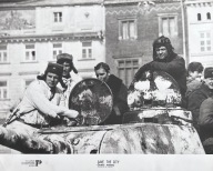 KRAKÓW, II wojna światowa fotografia fotos film OCALIĆ MIASTO 24x30