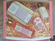 Zestaw kosmetyków SPA Idealny prezent dla kobiety Różowe pudełko lotos