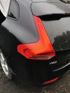 LAMPA TYLNA LEWA VOLVO V40