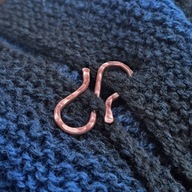 Spinka do szala, chusty itp. Czysta miedź. Mała.