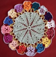 Serweta nowa częściowo patchworkowa średnica 35 cm