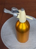 Syfon na naboje CO2, z czasów PRL