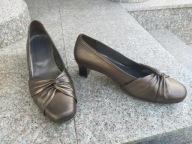 HOTTER nr 41/7 wygodne brązowe czółenka skóra