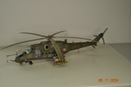 Śmigłowiec Mi-24 D Hind HUSAR 741 Helikopter GOTOWY 1/48