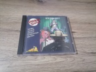 Various – We're Gonna Make It CD (5242)