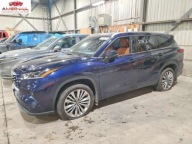 Toyota Highlander Platinum 2023 2.4 Benzyna 265KM