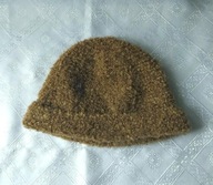 CZAPKA DAMSKA Z SUPEŁKOWEJ WŁÓCZKI ODCIENIE BRĄZU