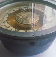 KOMPAS typu mokrego XIX w. INSTRUMENTFABRIKS AB LYTH STOCKHOLM Unikat