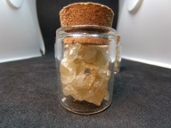 Kalcyt - Słoiczek 1 Sztuka - Fluorescencja i Fosforescencja | Polska