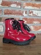 czerwone lakierowane trapery * ocieplone