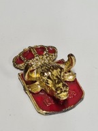 Metalowa miniatura heraldyczna głowa byka z koroną, emalia odlew dekoracyjn