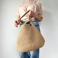Jute Omiyage Zen - dwustronna torebka jutowa boho z transformacją kształtu.