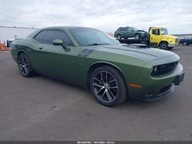 Dodge Challenger 5.7 V8 benzyna 372KM wersja RT Plus SHAKER , mala szkoda