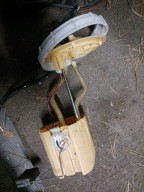 Yaris III 11-16 1.4D4D pompa plywak czujnik poziomu paliwa 77010-0D040 Wawa