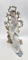 Figurka porcelanowa Lladró „Geisha” 4807 gejsza bonsai