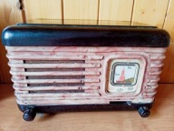 Zabytkowe radio lampowe Moskwicz z lat 50, bakelitowe, ZSRR