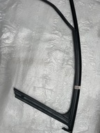 Citroen C3 III listwa uszczelka drzwi prawy przód 9813201880