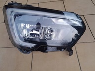 RENAULT MASTER IV LAMPA PRZOD PRAWA STRONA