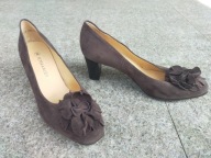 PETER KAISER nr 41/7,5UK wygodne brązowe zamszowe czółenka skóra