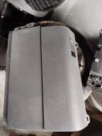 SCHOWEK PASAŻERA VW TOURAN I