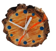 Zegar biurkowy z plastra drewna
