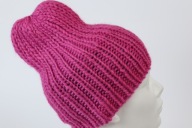 Wełniana czapka Eskimo - rękodzieło, M/L, neonowy róż, wełna, ciepła