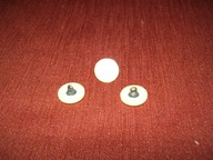 GUZIKI PLASTIKOWE, PERŁOWE GŁADKIE VINTAGE -4 SZT.