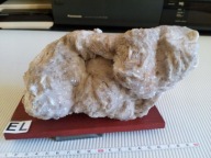 MIN 216 KRYSTALIZACJA BARYTU KWARCU FLUORYTU