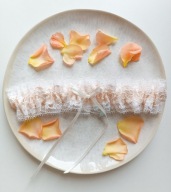 Podwiązka ślubna Sara nude cielista beż boho koronkowa śmietanka PLUS SIZE