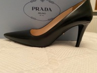 PÓŁBUTY CZÓŁENKA PRADA CZARNE 39