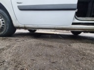 MERCEDES CITAN W415 PRÓG LEWY PRZEDNI STAN BDB