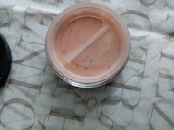 Neve Cosmetics róż Popcorn -brzoskwinka hazelnut peach Annabelle EDM