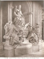 WATYKAN -BAZYLIKA ŚW. PIOTRA -POSĄG GRZEGORZ XIII - fot. Vasari