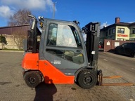 wózek widłowy TOYOTA 8FDF25 2500kg Pyroban diesel 2014r kabina 4000mtg