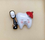 Broszka Zapinka Medyczna Ząb Ząbek Szczotka Dentysta Upominek