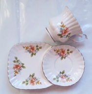 CHODZIEŻ porcelanowa filiżanka ze spodkiem ( telewizorek) FASON IWONA PRL