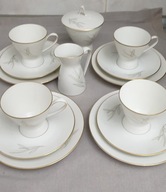 ROSENTHAL SERWIS-CZTERY ZESTAWY ŚNIADANIOWE, CUKIERNICA I MLECZNIK