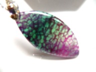 Wielokolorowy agat pajęczy, piękny wisiorek, markiza na łańcuszku