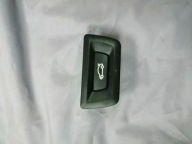 BMW 2 F46 przycisk tylnej klapy