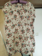 BLUZKA KREMOWA W KWIATKI Z WIĄZANYM DEKOLTEM R.2XL/3XL