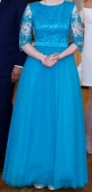 Długa, tiulowa suknia w kolorze turkusowym