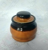 CUKIERNICZKA CUKIERNICA DWUKOLOROWA PORCELIT PRUSZKÓW