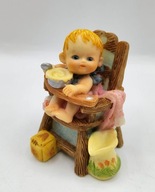 Dzidzia maluszek maleństwo w Krzesełku do karmienia - świetna figurka 9 cm
