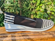 Tenisówki damskie na koturnie R. 37