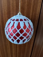 Szydełkowe bombki na choinkę- białe, średnica 8 cm.