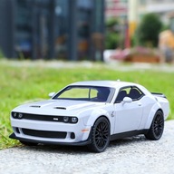 MODEL SAMOCHODU Dodge Challenger Hellcat Skala 1/32 KOLEKCJONERSKI Figurka