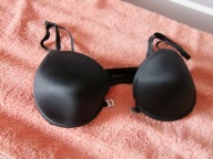 Biustonosz Triumph czarny zapięcie z przodu 70C push-up Whurm